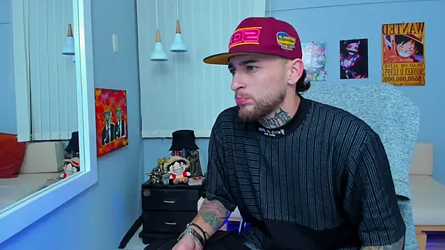 Snapshot of Drako_Lamar chatting on 02-18-25, 12:28 Drako Lamar online show from 02-18-25, 12:28