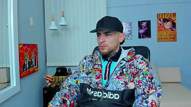 Snapshot of Drako_Lamar chatting on 02-25-25, 12:45 Drako Lamar online show from 02-25-25, 12:45