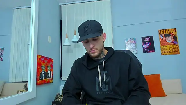 Snapshot of Drako_Lamar chatting on 03-06-25, 12:30 Drako Lamar online show from 03-06-25, 12:30