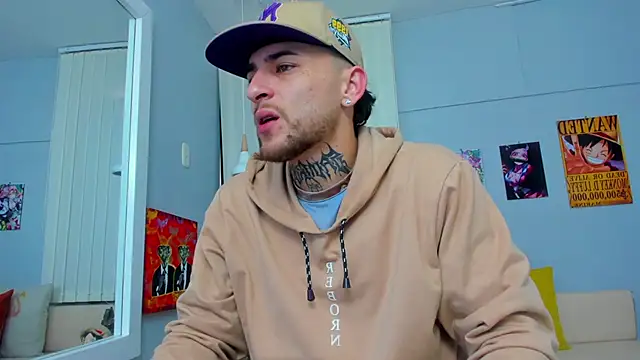 Snapshot of Drako_Lamar chatting on 03-11-25, 12:28 Drako Lamar online show from 03-11-25, 12:28