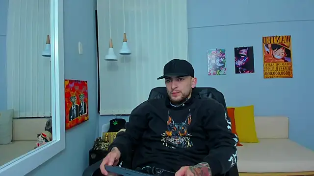 Snapshot of Drako_Lamar chatting on 03-14-25, 12:29 Drako Lamar online show from 03-14-25, 12:29