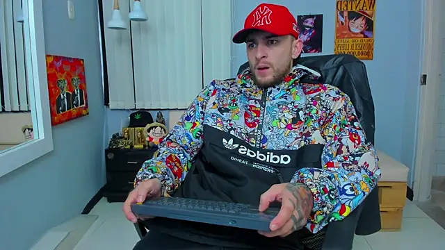 Snapshot of Drako_Lamar chatting on 03-19-25, 12:23 Drako Lamar online show from 03-19-25, 12:23