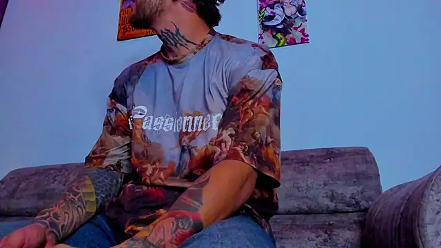 Snapshot of Drako_Lamar chatting on 09-29-25, 12:27 Drako Lamar online show from 09-29-25, 12:27