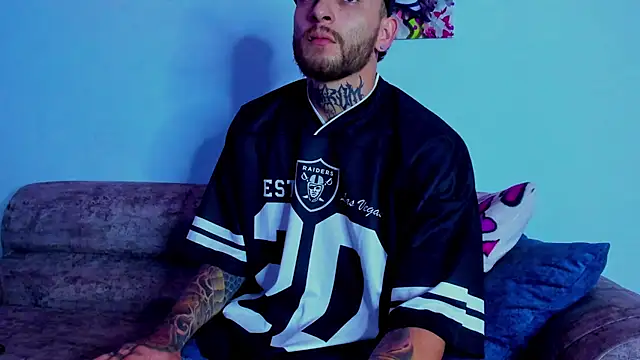 Snapshot of Drako_Lamar chatting on 10-07-25, 01:58 Drako Lamar online show from 10-07-25, 01:58