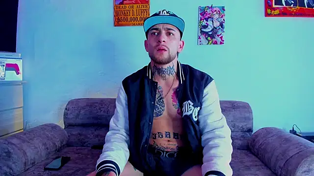 Snapshot of Drako_Lamar chatting on 11-26-25, 01:34 Drako Lamar online show from 11-26-25, 01:34