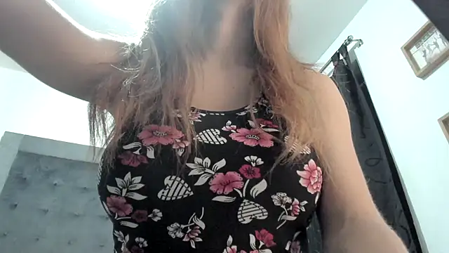 Snapshot of Misstresserotica chatting on 09-23-25, 05:49 Misstresserotica online show from 09-23-25, 05:49