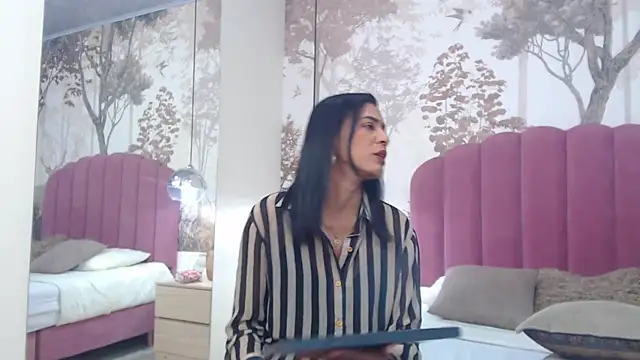 JoannaCox online show from 03-01-25, 08:42