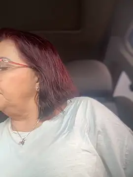 Snapshot of PaulinaSanders_X chatting on 12-07-24, 01:51 PaulinaSanders X online show from 12-07-24, 01:51