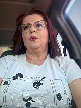 Snapshot of PaulinaSanders_X chatting on 12-11-24, 04:20 PaulinaSanders X online show from 12-11-24, 04:20