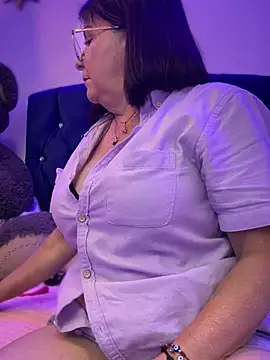 Snapshot of PaulinaSanders_X chatting on 01-07-25, 07:49 PaulinaSanders X online show from 01-07-25, 07:49