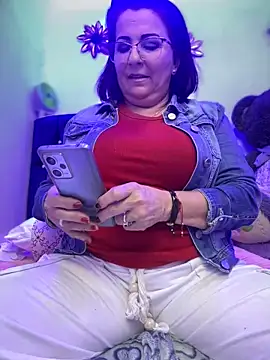 Snapshot of PaulinaSanders_X chatting on 01-12-25, 09:19 PaulinaSanders X online show from 01-12-25, 09:19