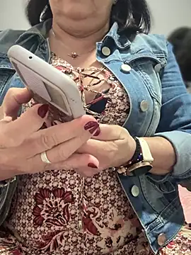 Snapshot of PaulinaSanders_X chatting on 01-13-25, 08:26 PaulinaSanders X online show from 01-13-25, 08:26