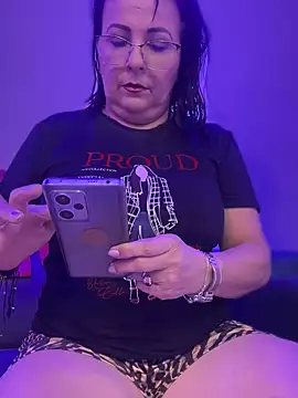 Snapshot of PaulinaSanders_X chatting on 02-01-25, 07:23 PaulinaSanders X online show from 02-01-25, 07:23