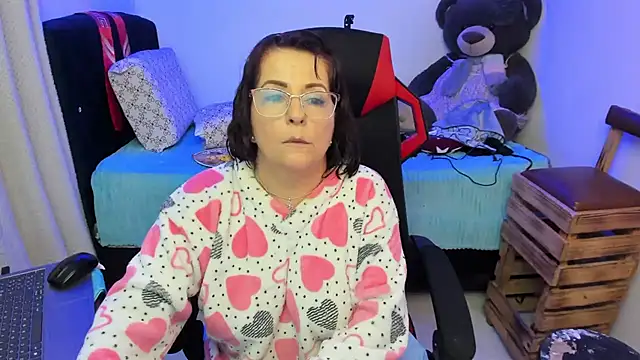 Snapshot of PaulinaSanders_X chatting on 03-12-25, 03:13 PaulinaSanders X online show from 03-12-25, 03:13