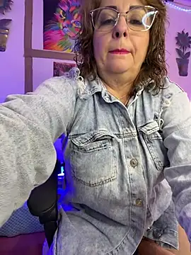 PaulinaSanders X online show from 04-19-26, 01:05