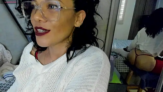 Snapshot of paula_daniela1 chatting on 02-03-25, 08:46 paula daniela1 online show from 02-03-25, 08:46