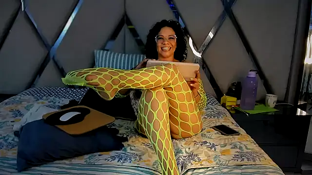 Snapshot of paula_daniela1 chatting on 03-09-25, 09:36 paula daniela1 online show from 03-09-25, 09:36