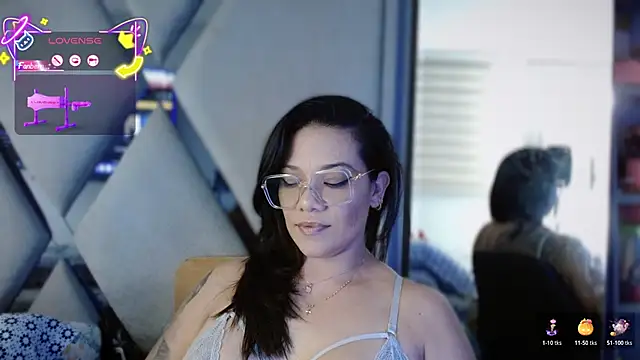 Snapshot of paula_daniela1 chatting on 10-27-25, 09:30 paula daniela1 online show from 10-27-25, 09:30