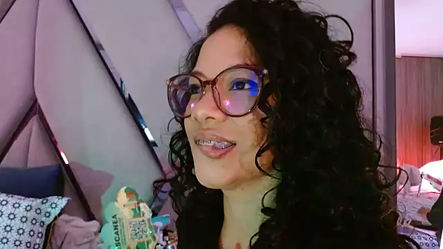paula daniela1 online show from 06-07-26, 08:01
