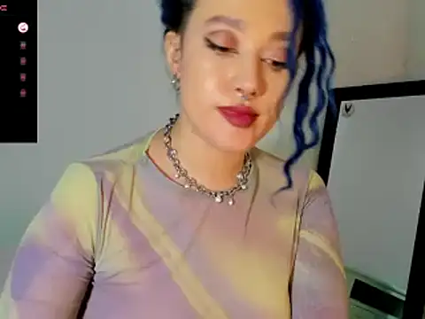 Snapshot of kat_apple chatting on 02-27-25, 04:31 kat apple online show from 02-27-25, 04:31