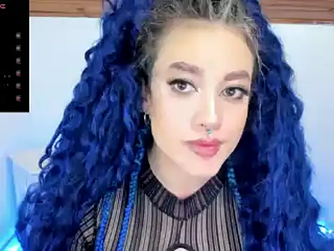 Snapshot of kat_apple chatting on 03-08-25, 05:07 kat apple online show from 03-08-25, 05:07