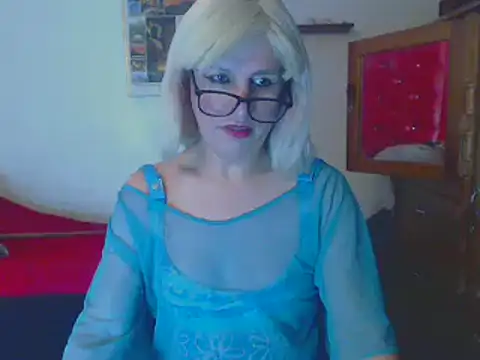 LorenJade online show from 12-13-24, 11:50