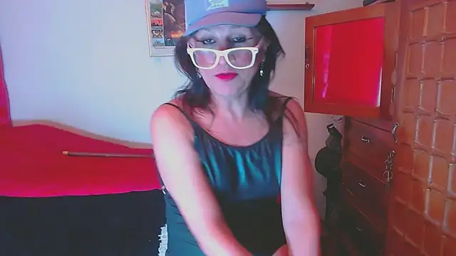 LorenJade online show from 11-07-25, 08:14