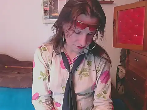 LorenJade online show from 01-16-26, 07:45