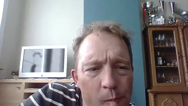 bertolini online show from 10-14-25, 02:07