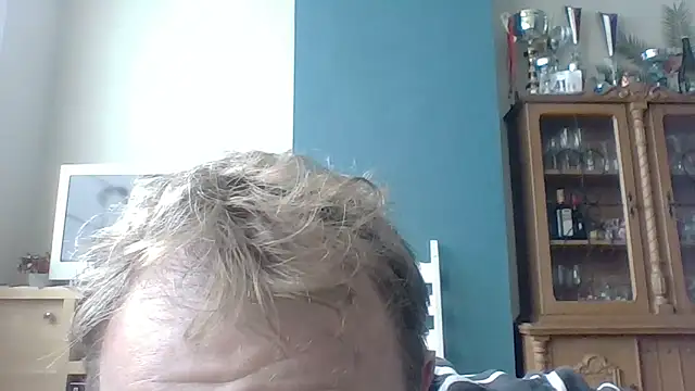 bertolini online show from 10-16-25, 01:34