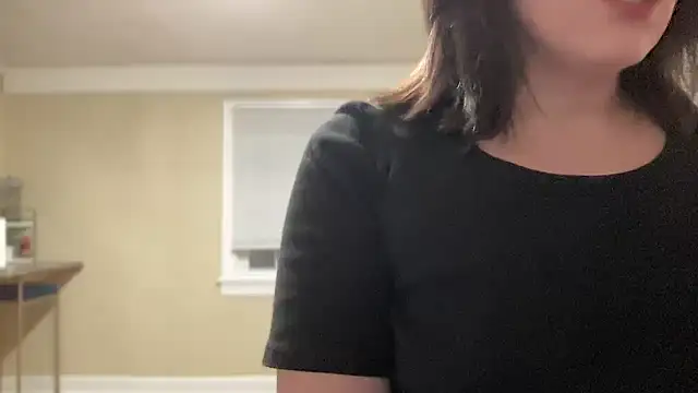 Snapshot of sexylilly69 chatting on 03-20-25, 02:19 sexylilly69 online show from 03-20-25, 02:19