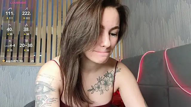 girl with snaketatto0 online show from 02-16-25, 03:26