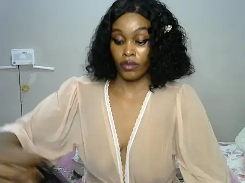 Snapshot of Cariepink chatting on 06-03-26, 02:33 Cariepink online show from 06-03-26, 02:33