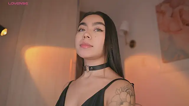 GigiLee  online show from 10-10-25, 11:26