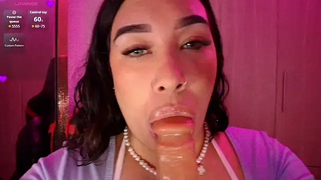 leahtemptation3 online show from 11-24-25, 01:44