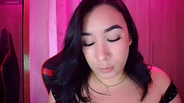 leahtemptation3 online show from 01-11-26, 07:08