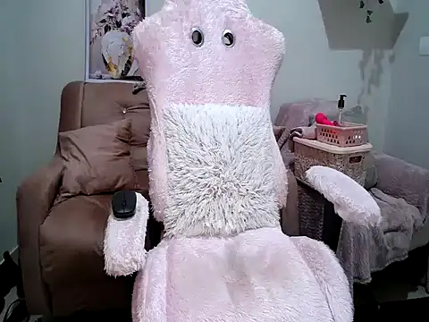 Irresistible24 online show from 09-21-25, 11:23