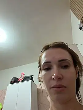 Irresistible24 online show from 04-05-26, 03:31