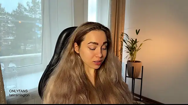 hotexclusive  online show from 10-29-25, 04:37