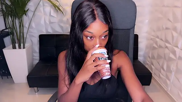 smileybabe online show from 12-13-24, 05:38