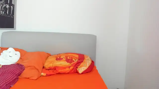 smileybabe online show from 10-13-25, 10:04