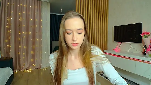 Sweett Monica online show from 03-10-25, 02:16