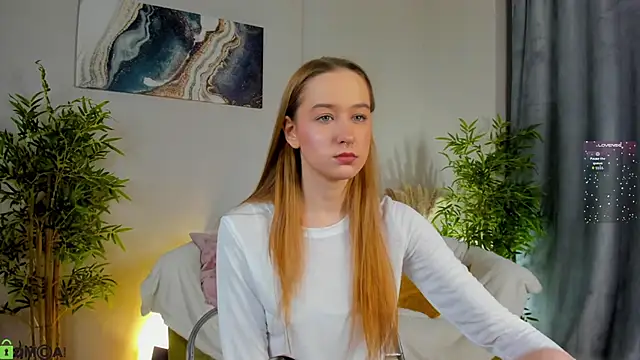 Sweett Monica online show from 11-24-25, 01:16