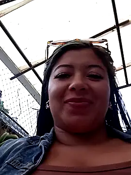 Snapshot of Ariana-pp03 chatting on 01-03-25, 09:26 Ariana-pp03 online show from 01-03-25, 09:26