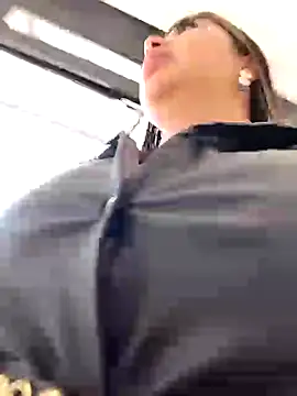 Snapshot of Ariana-pp03 chatting on 02-01-25, 12:58 Ariana-pp03 online show from 02-01-25, 12:58