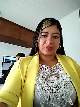 Snapshot of Ariana-pp03 chatting on 02-25-25, 12:55 Ariana-pp03 online show from 02-25-25, 12:55