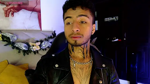 JuanCamiilo 66 online show from 12-10-24, 04:13