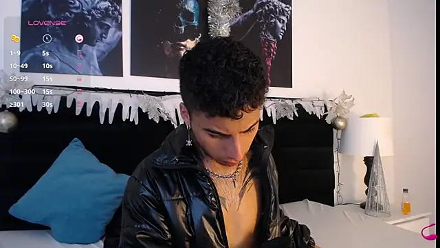 JuanCamiilo 66 online show from 12-22-24, 09:20