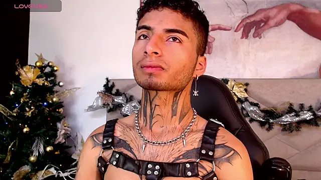 JuanCamiilo 66 online show from 12-23-24, 03:33