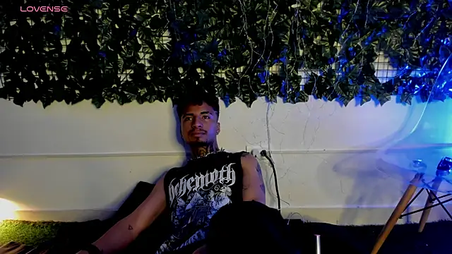 JuanCamiilo 66 online show from 04-11-26, 04:11